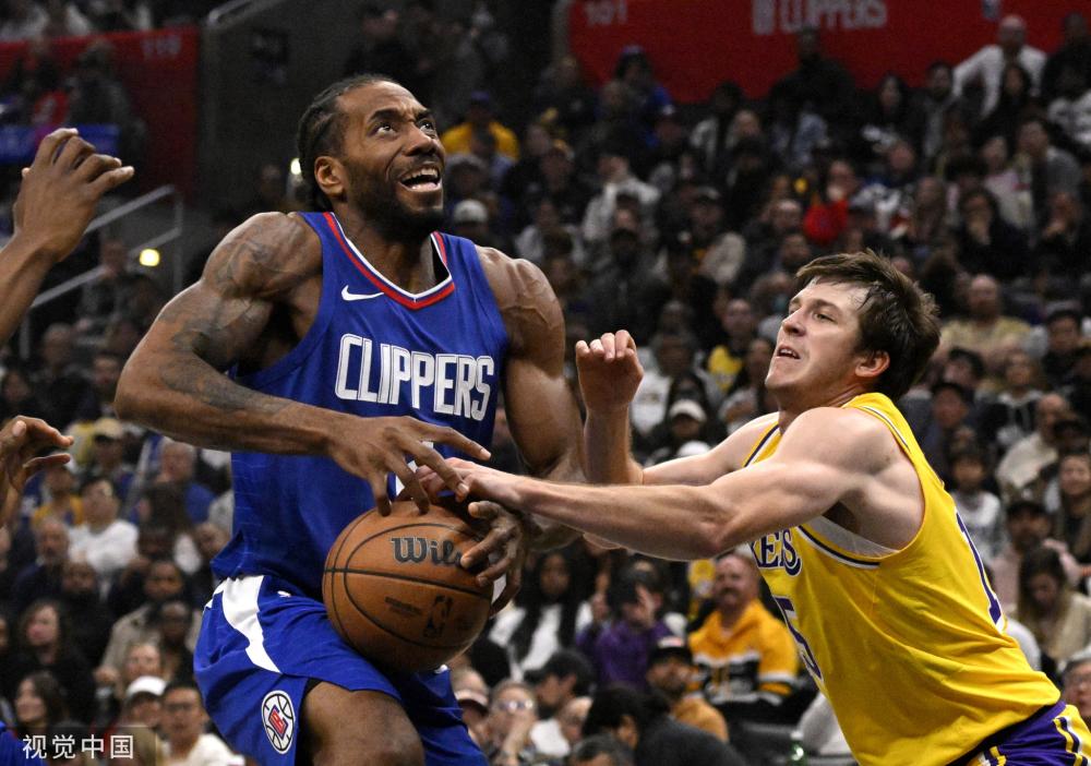 舞台上的一 舞台上的一